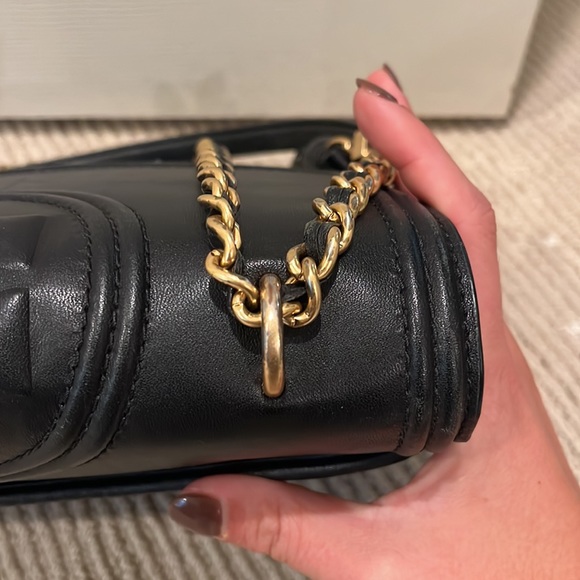 FLEMING CONVERTIBLE SHOULDER BAG - Picture 12 of 12